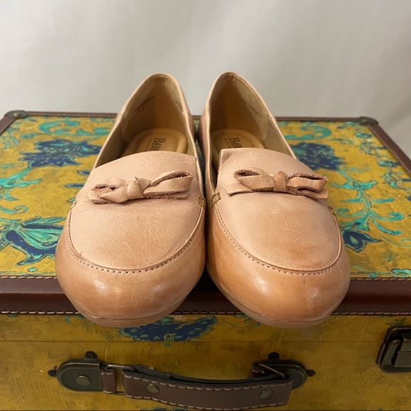 🆕Born Handcrafted Footwear Tan Leather Loafers / Flats Size 9 - Picture 3 of 7